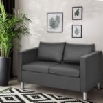 Moderni dvivietė sofa su minkštais pagalvėliais ir metalinėmis kojelėmis (Pilka)