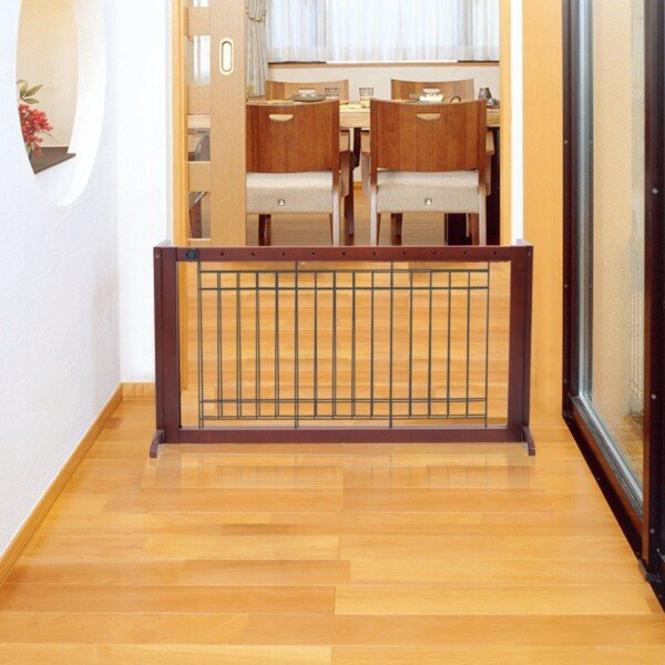 Išplečiama apsauginė tvorelė durims ir laiptams (Ruda)