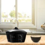 Daugiafunkcis elektrinis puodas su temperatūros ir laiko reguliavimu 5 litrų talpos (Juoda)