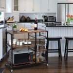 Virtuvės stovas su trimis lentynomis ir kabliukais (Ruda)