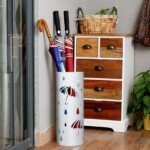 Metalinis skėčių stovas su kabliukais (Balta)