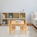 Medinis stalas ir keturios kėdės vaikams (Natūrali)