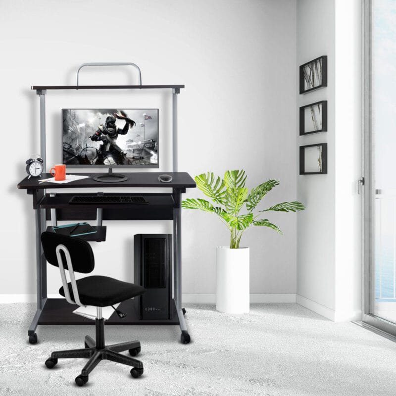 Stacionarus kompiuterio stalas su ratukais ir ištraukiama klaviatūros lentele (Juoda)