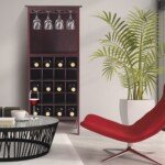 Medinė kolonijinio stiliaus vyno lentyna su 20 butelių ir taurių laikikliais (Vyno raudona)