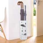 Metalinis skėčių stovas su kabliukais (Balta)