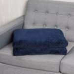 Sverianti antklodė su medvilniniu užvalkalu 152 x 203 cm (Tamsiai pilka)