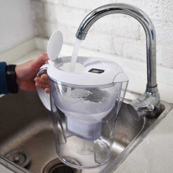 Vandens filtravimo ąsotis 3 5 l talpos su elektroniniu priminimu (Skaidri)