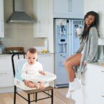 Sulankstoma vaikiška maitinimo kėdutė su dvigubu padėklu (Rožinė)