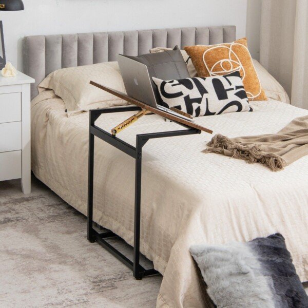 Reguliuojamo aukščio C formos staliukas su stabdžiu (Ruda)