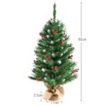 Kalėdinė eglutė su raudonomis uogomis (Žalia)