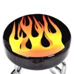 Baro kėdė su liepsnos dizainu ir pakoja (Juoda ir sidabrinė)