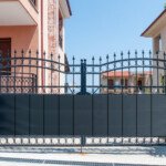 Tvirtas PVC tvoros uždangalas 35 metrų (Tamsiai pilka)