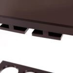 Medinė vyno lentyna su stiklo taurių laikikliu kolonijinio stiliaus (Ruda)