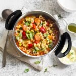 Greitpuodis su nerūdijančio plieno rankena 6 litrų (Juoda ir sidabrinė)