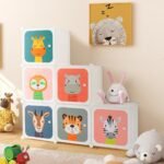 Vaikiška spinta su aštuoniais skyreliais ir pakabinama zona (Balta)