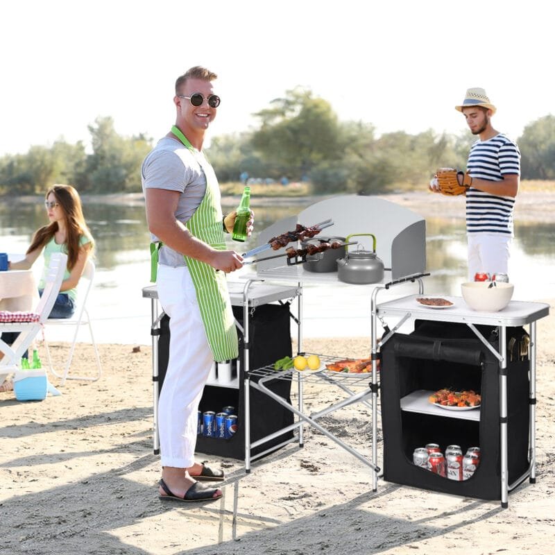 Sulankstoma lauko virtuvė su 4 skyriais ir 3 lentynėlėmis (Juoda ir balta)