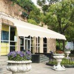 Ištraukiama terasos markizė 2 5 m x 2 m su aliuminio rėmu (Kreminė balta)