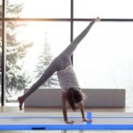 Pripučiamas gimnastikos takelis 300 x 100 cm (Mėlyna)
