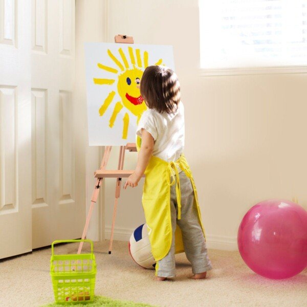 Nešiojama dailininko tapybos stovelė su reguliuojama lentyna (Natūrali)