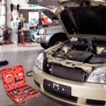 Aušinimo sistemos slėgio testeris su priedais (Raudona)