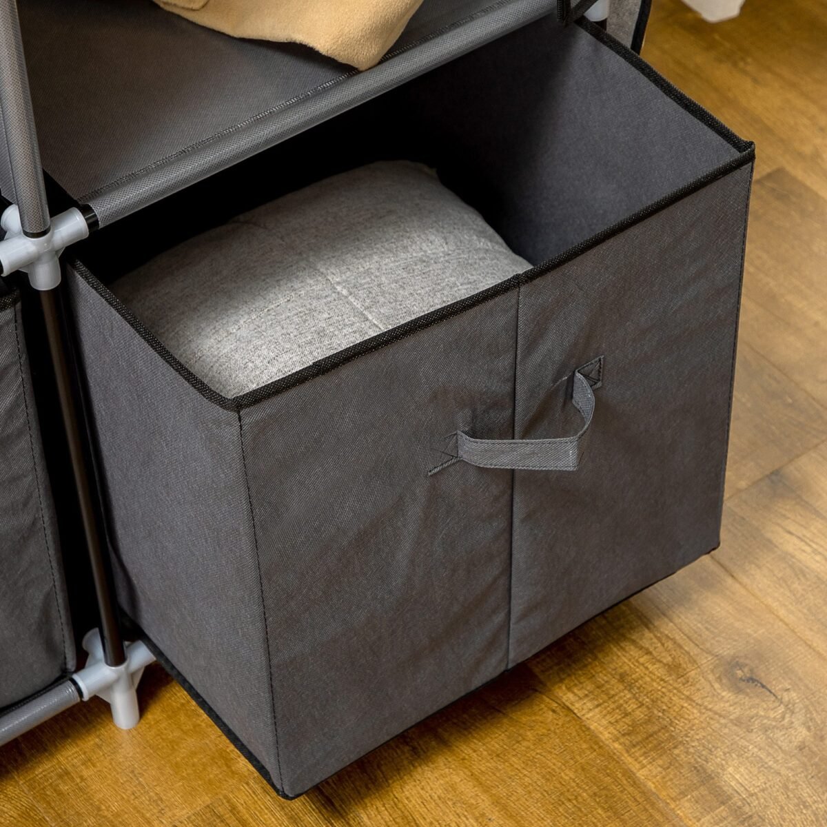 Sulankstoma neaustinė drabužių spinta su 3 stalčiais