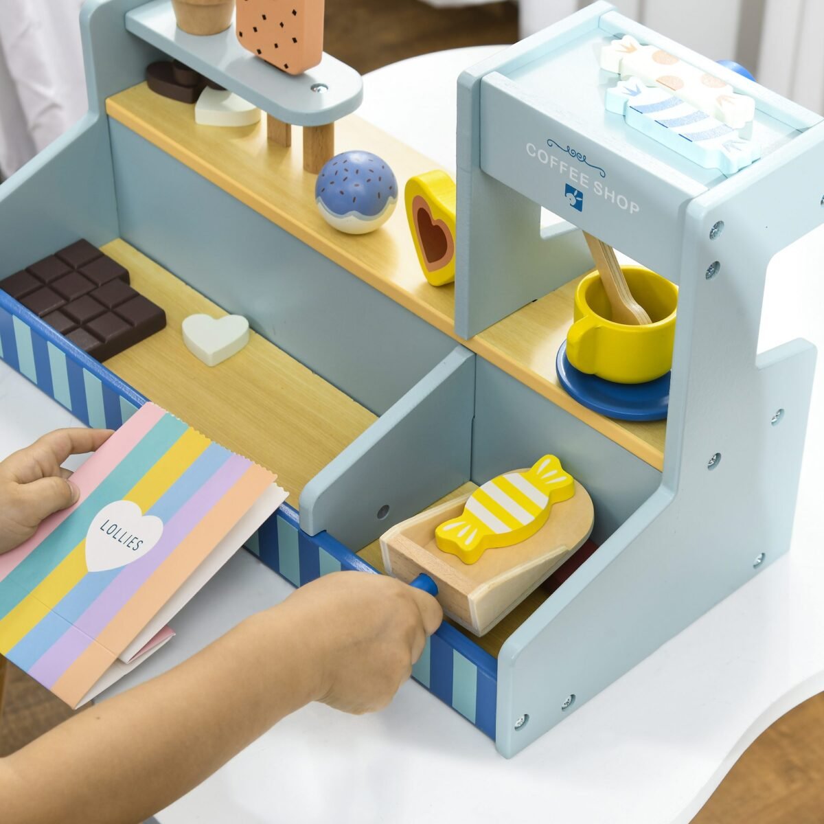 Vaikų medinė žaidimų ledainė su gausiais priedais