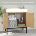 Boho stiliaus praustuvo spintelė su rotango detalėmis ir U formos išpjova