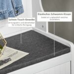 Garderoba su paminkštintu suoliuku ir daiktų laikymo skyriais