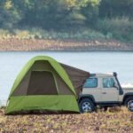 Prie automobilio jungiama kempingo palapinė 4-5 asmenims, tinkama visureigiams ir mikroautobusams (300x300x230 cm)