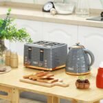 Pusryčių rinkinys: virdulys ir keturių riekelių skrudintuvas su 7 skrudinimo lygiais