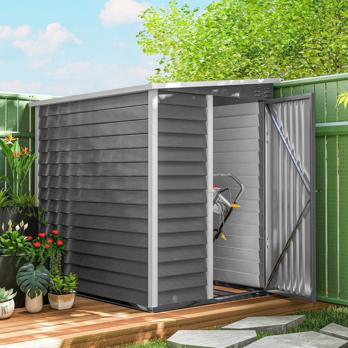 Metalo sodo namelis su užrakinamomis durimis ir ventiliacija