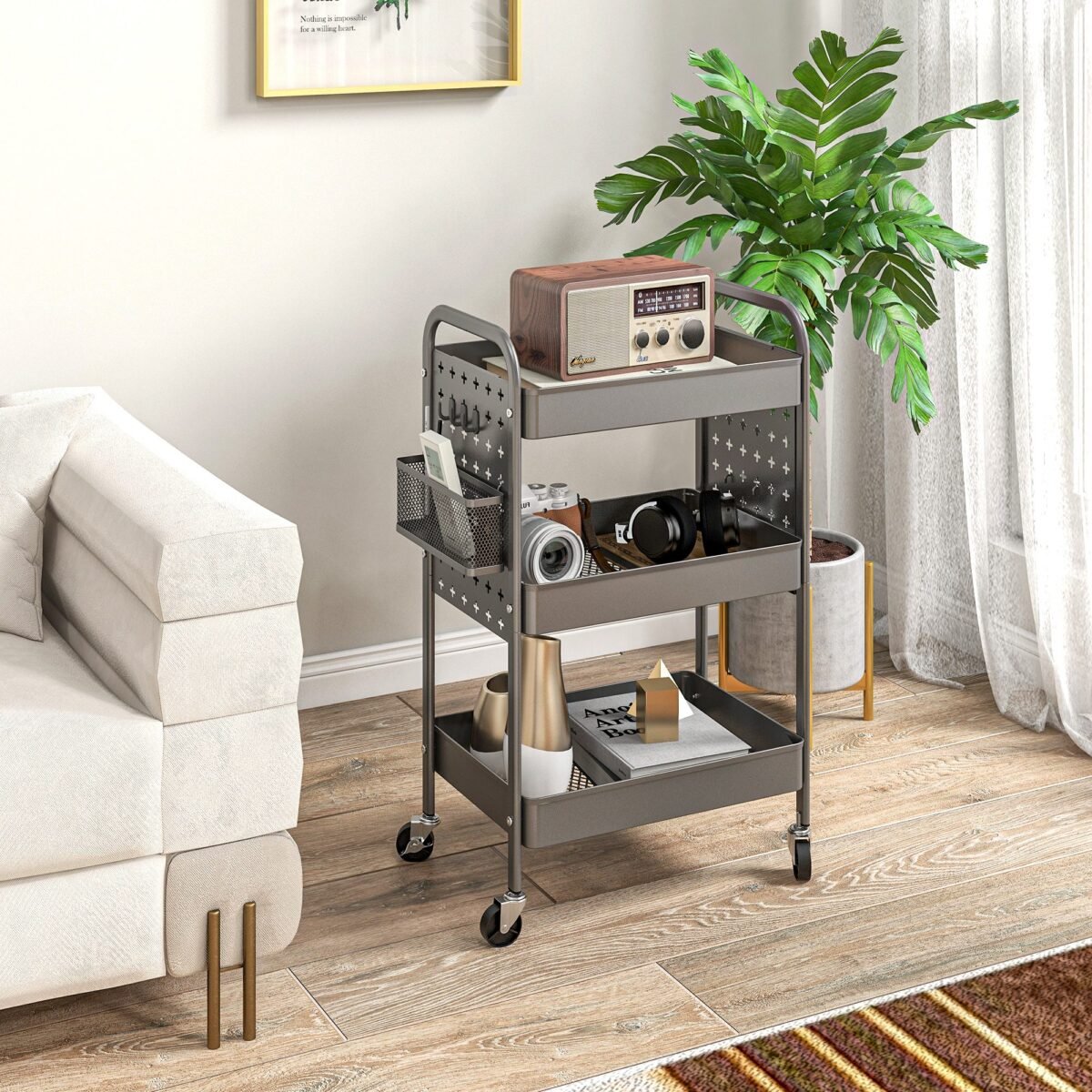 Daugiafunkcis vežimėlis su trimis lentynomis ir ratukais