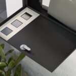 Metalinė rakinama lauko pašto dėžutė