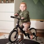 Vaikiškas balansinis dviratis su nuimamais pedalais, pagalbiniais ratukais ir reguliuojamo aukščio sėdyne 2-5 metų vaikams