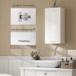 Pakabinama dviejų lygių vonios spintelė