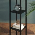 Pastatomas šviestuvas su trimis lentynomis