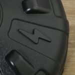 Reakcijos bokso kriaušė su reguliuojamu aukščiu ir stabiliu pripildomu pagrindu