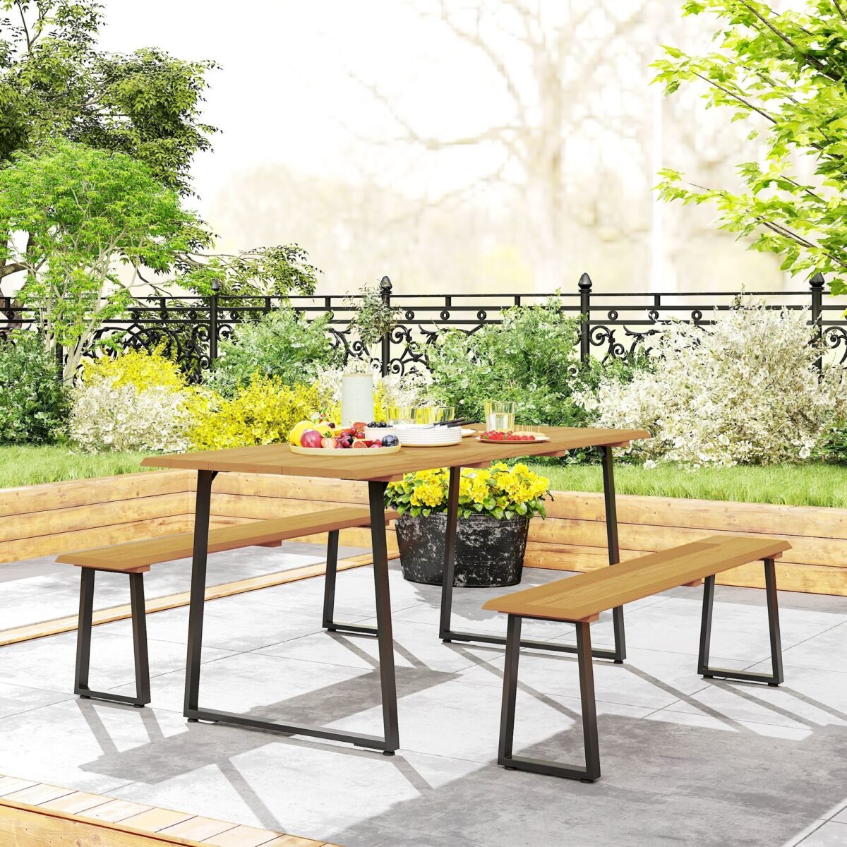 Lauko valgomojo komplektas 6 asmenims su stalu, 2 suolais ir skėčio anga