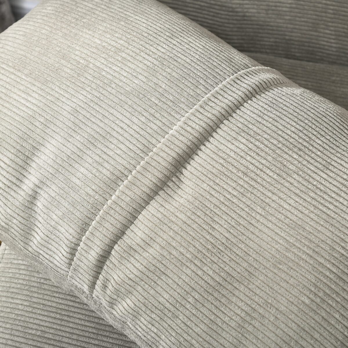 Dviejų vietų sofa-lova su trijų padėčių reguliuojamu atlošu ir lino imitacijos audiniu