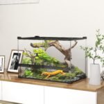 Reptilijų stiklinis terariumas su pakeltu, vandeniui atspariu dugnu ir mygtukiniu užraktu