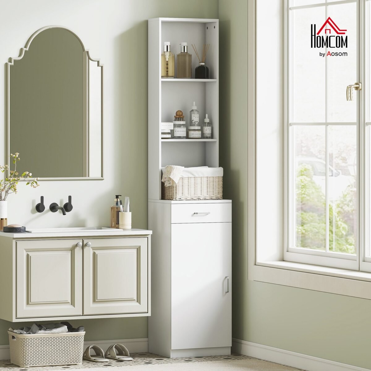 Aukšta siaura vonios spintelė su reguliuojama lentyna ir stalčiumi