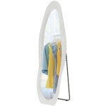 Pastatomas banguotos formos veidrodis su aksominiu rėmu