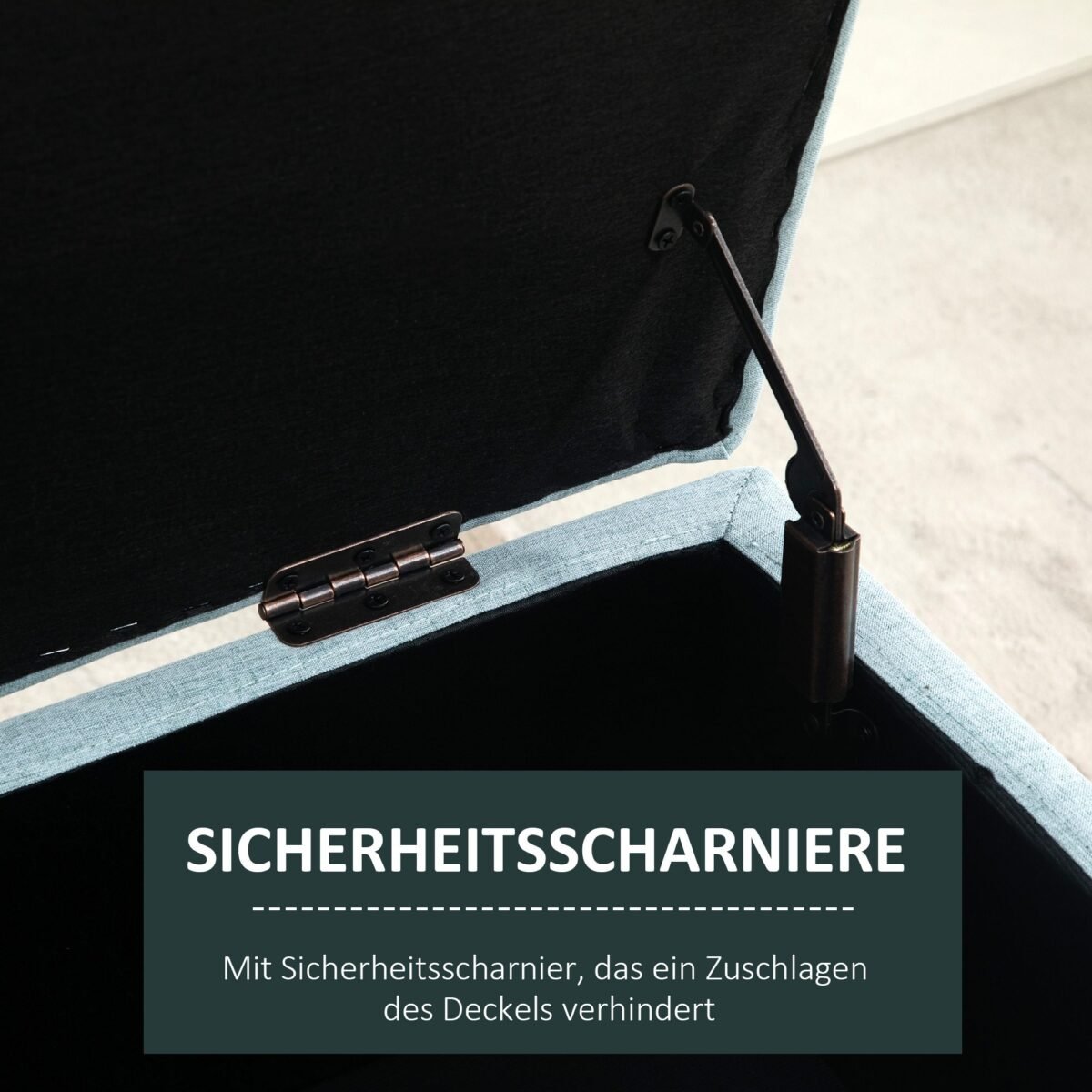 Minkštasuolis su daiktadėže ir medinėmis kojomis