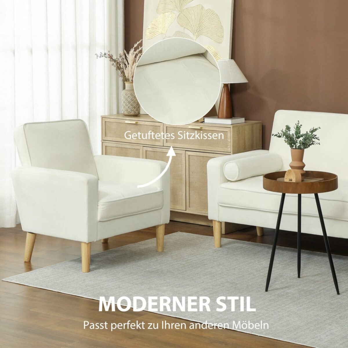 Minkštas krėslas su kaučiukmedžio kojomis ir patogiu pasviru atlošu