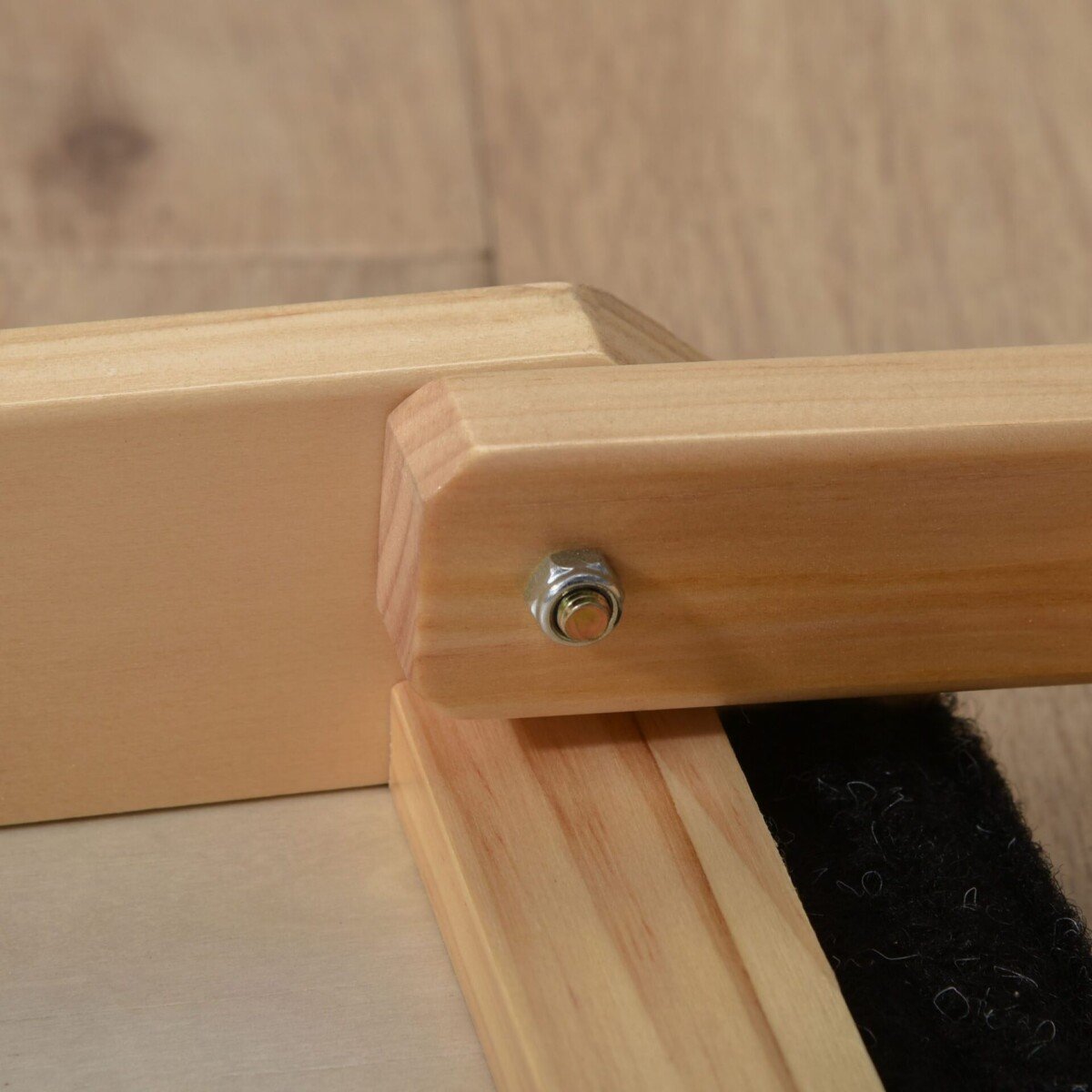 Reguliuojamo aukščio rampa dideliems šunims