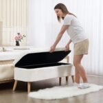 Sėdimasis suoliukas-daiktadėžė su 65 L talpa ir patogiu flisiniu apmušalu