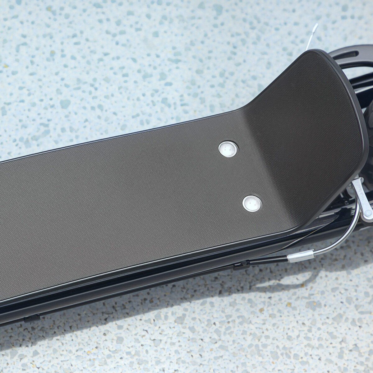 Vaikiškas paspirtukas reguliuojamu vairu dideliais ratais