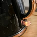 Vandens virdulio ir skrudintuvo rinkinys su korio raštu ir LED indikatoriais