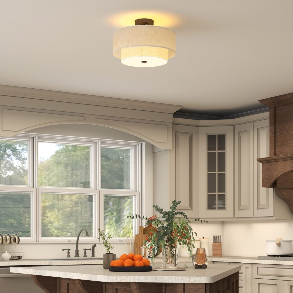 Lubinis šviestuvas su dvigubais lininiais gaubtais