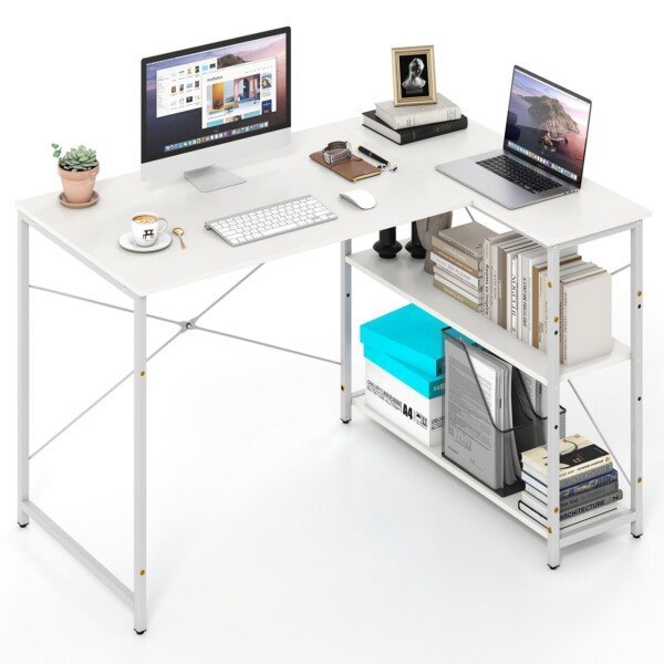 Kampinis biuro stalas su reguliuojama lentynėle (Balta)